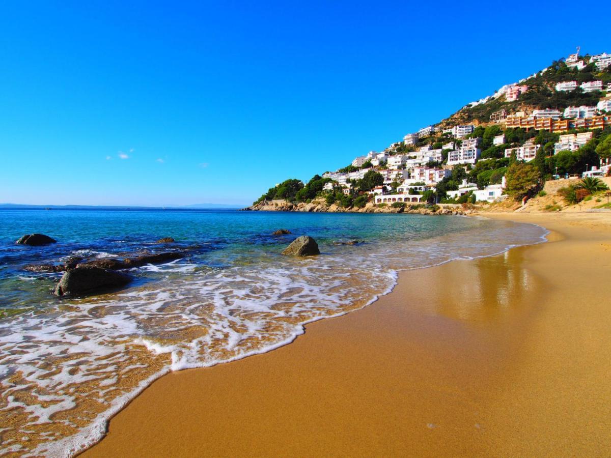 Apartment Platja De Roses-6 By Interhome Екстериор снимка